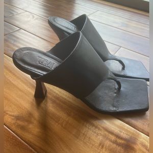 TORAL mule sandal